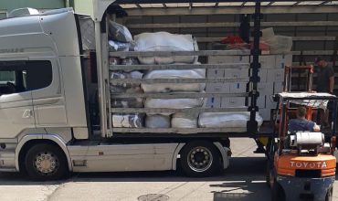 hurtownia odzieży używanej dostawa towaru